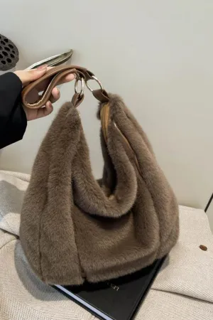 Classic Look Rich Girl | Coffee