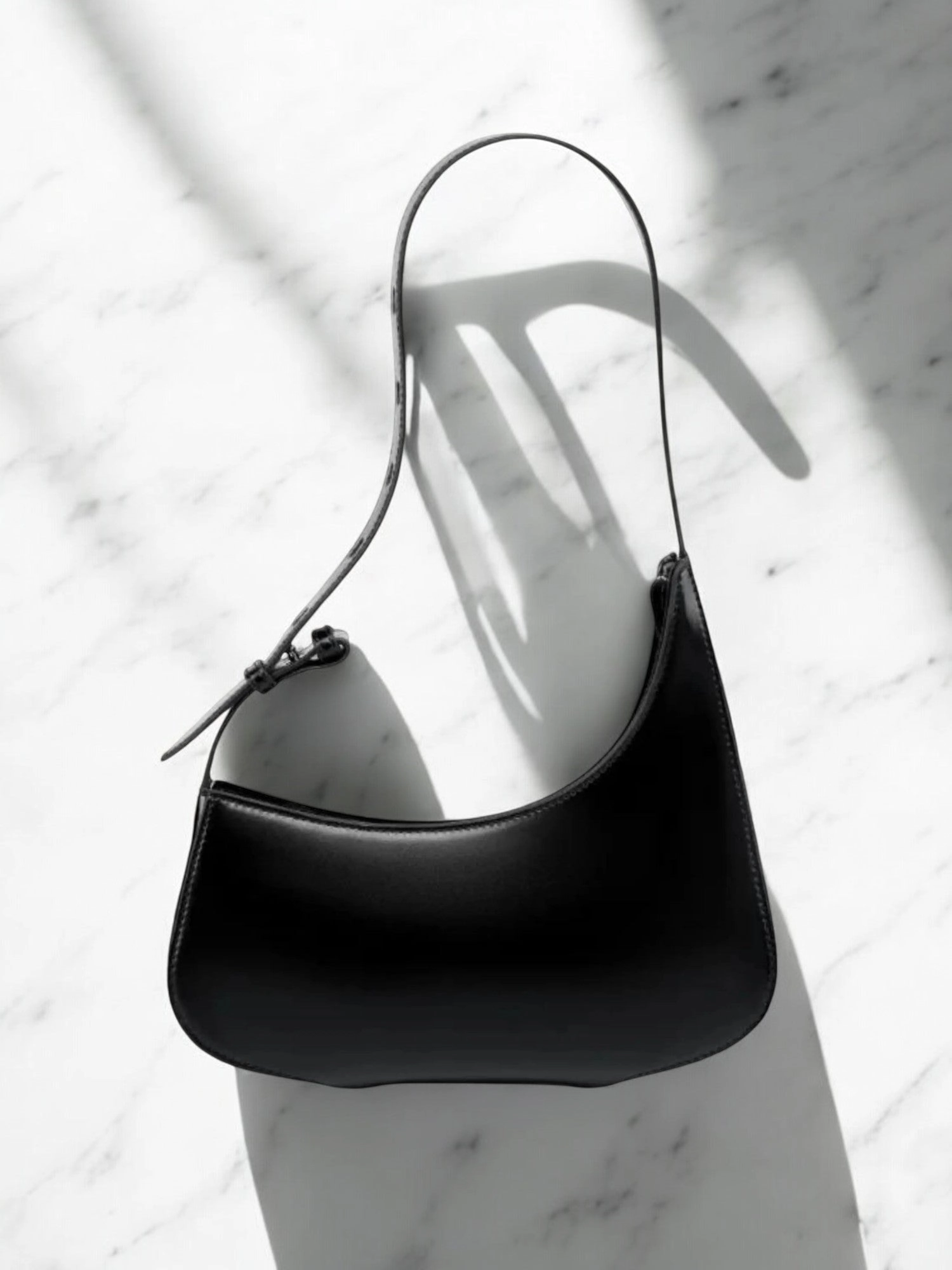 Scarlett | Luxe Red Leather Shoulder Bag ?C Bold & Chic Urban Minimalist Versatile Shopper