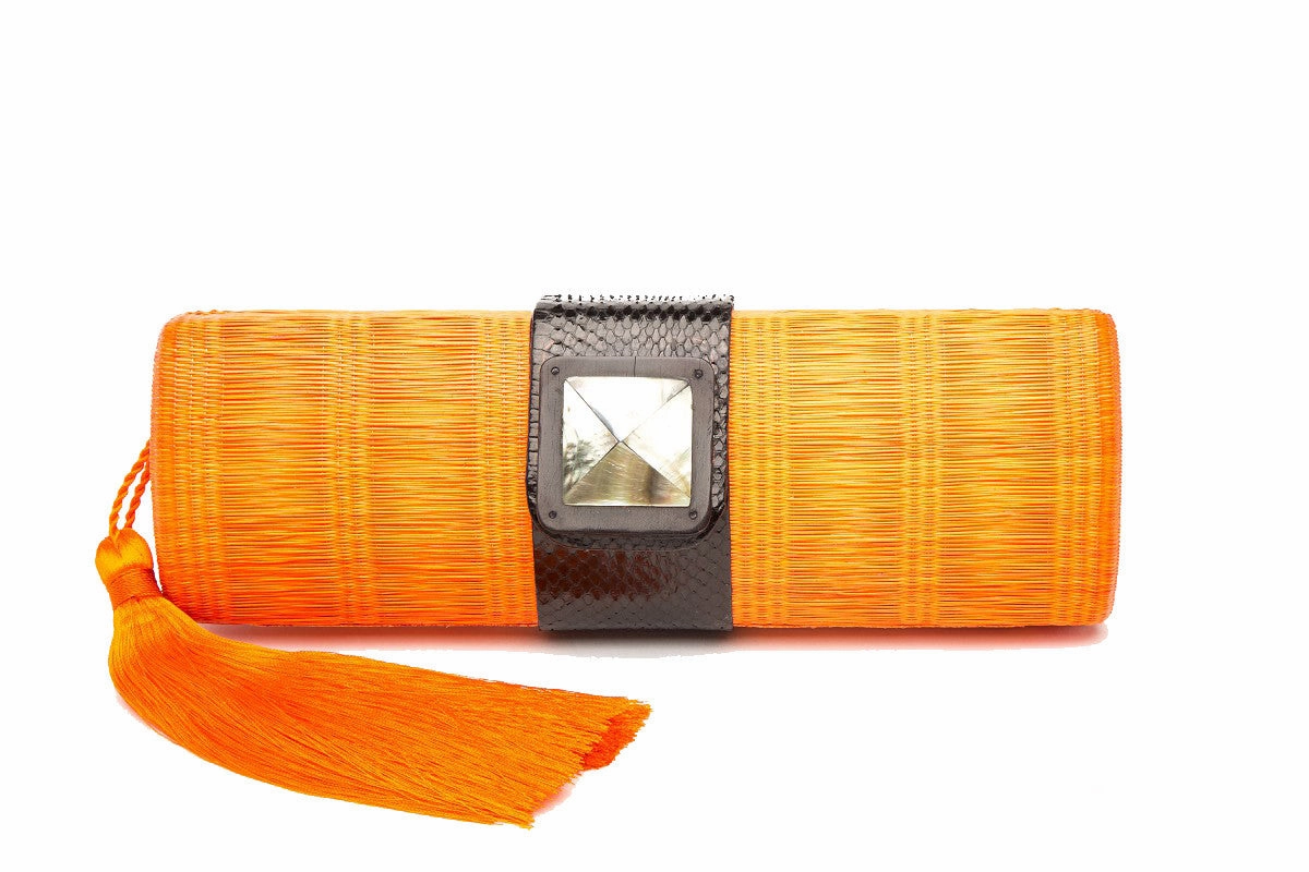 Classic Mood Stylish Form Simone