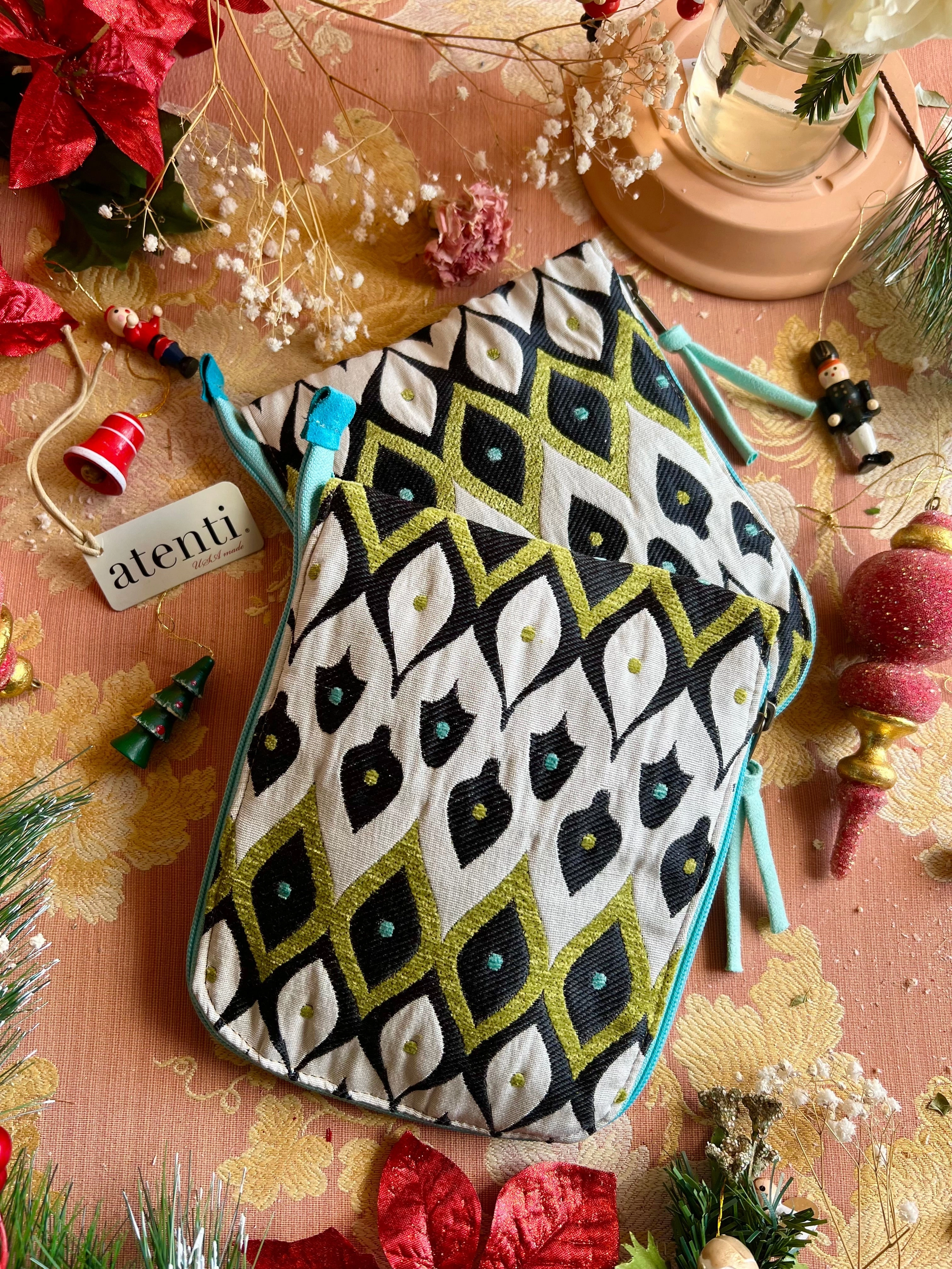 Seeds Circular Needle Case Essential Utility