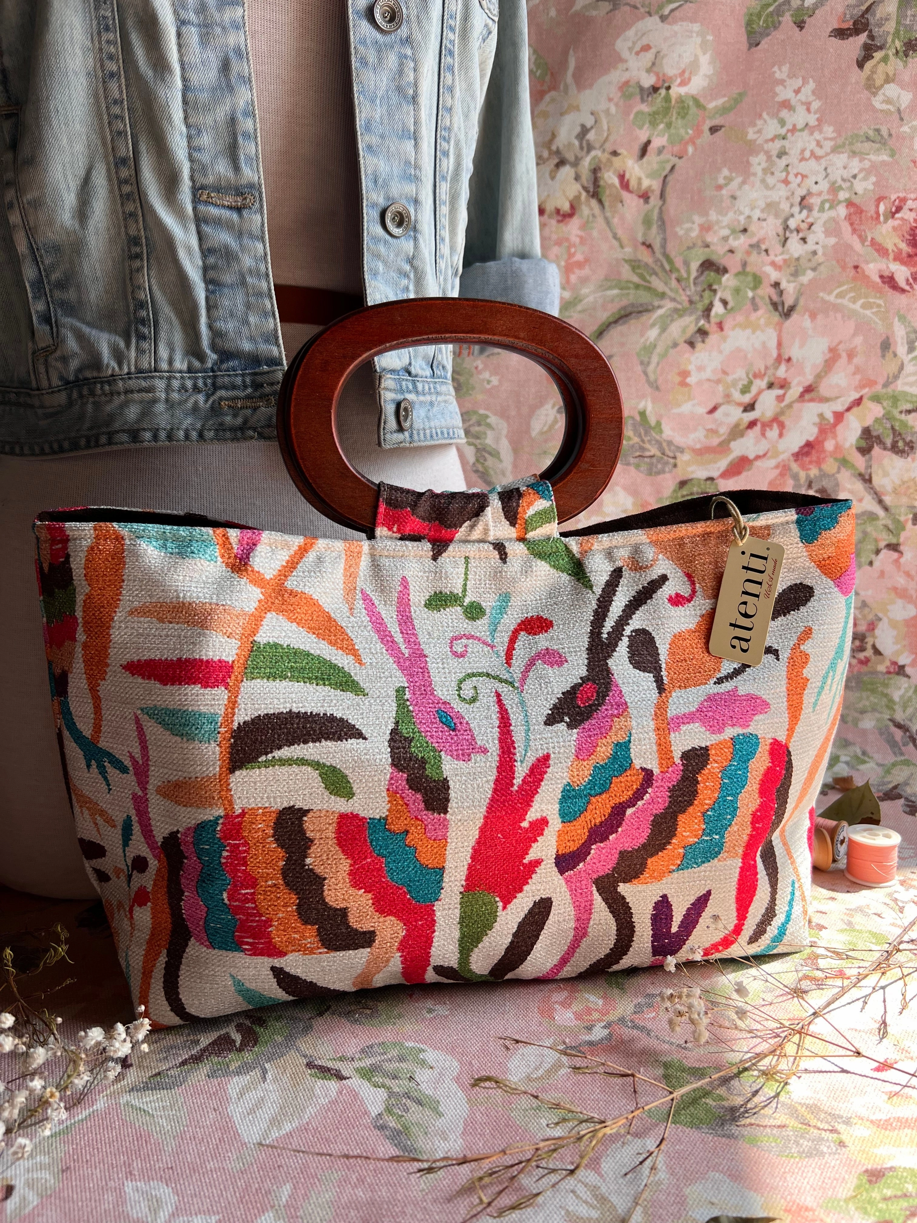 Fantastic Animals Divina, Handbag Daily Commute