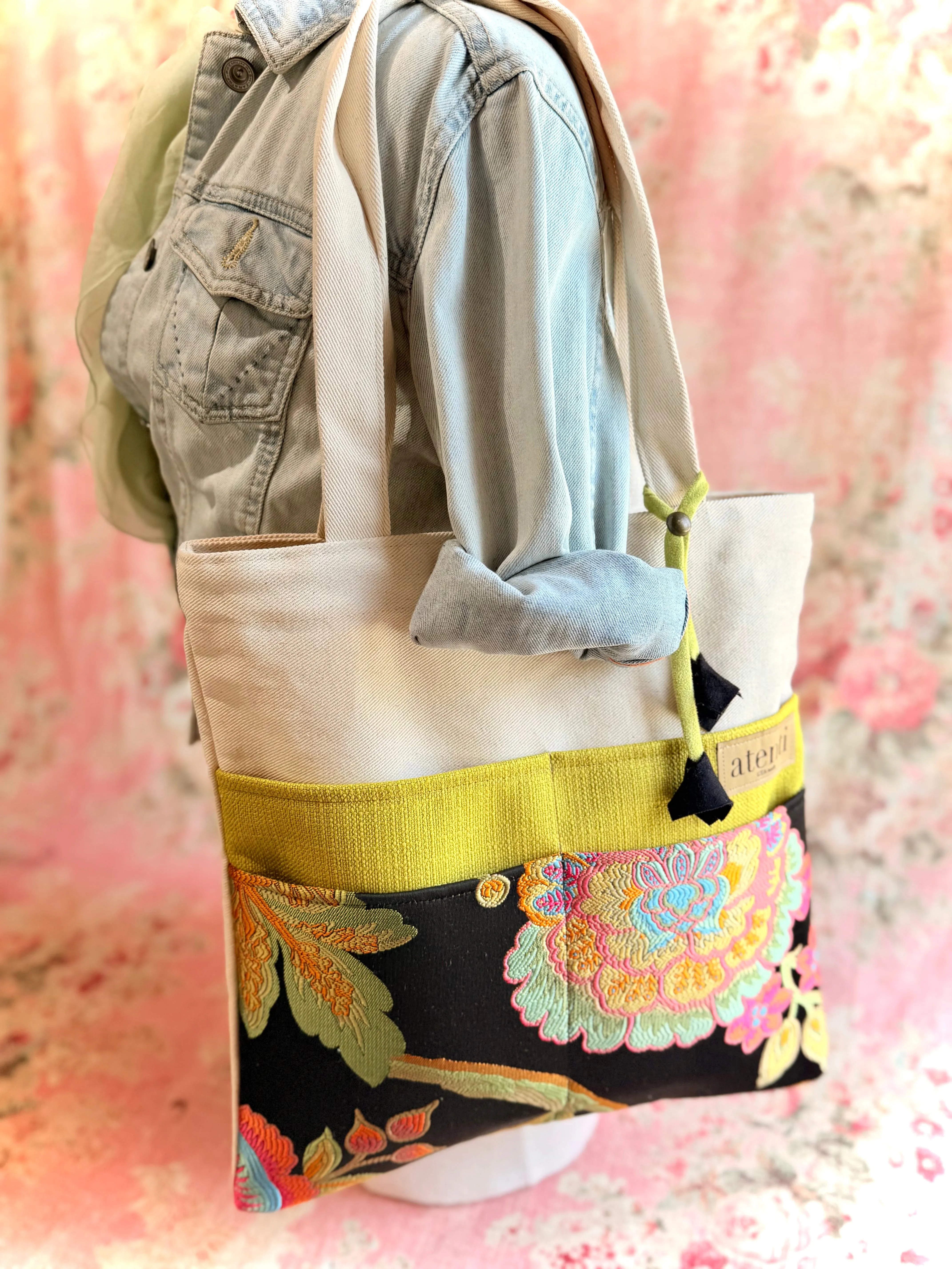 Practical Design Wild Garden Tutto, Jacquard Tote: Elegant & Versatile