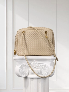 Effortless Chic Compact Comfort Handmade Woven Lambskin Leather Shoulder Bag, Luxury Box Purse, Vintage Bowling Style Women??s Commuter Handbag