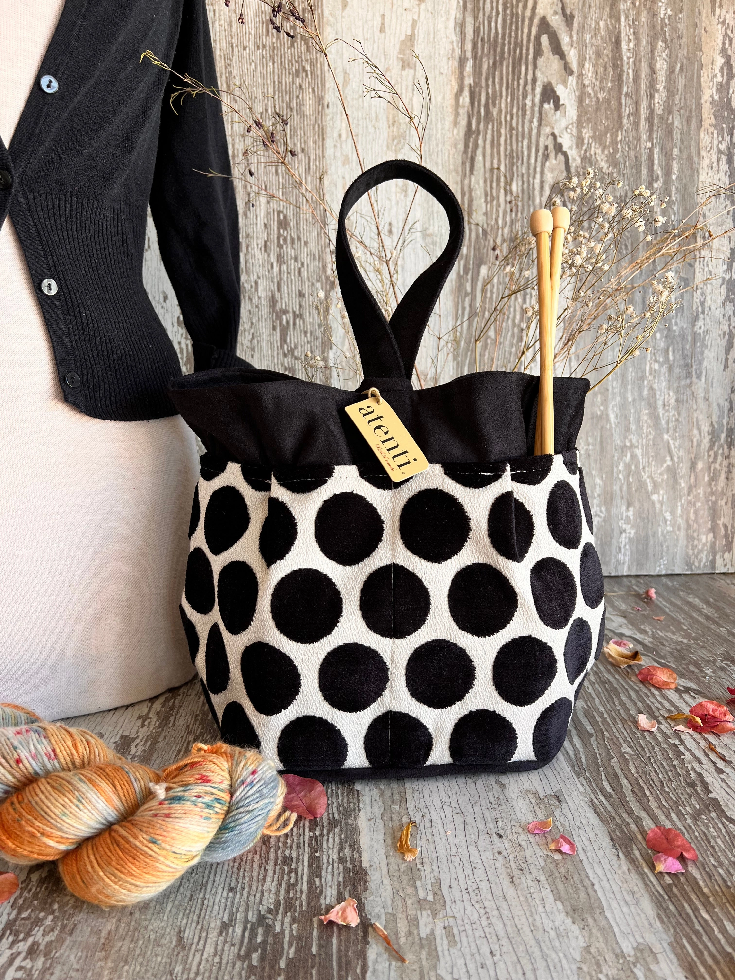 Weekend Carry Practical Function Spot on Night Tall Caddy