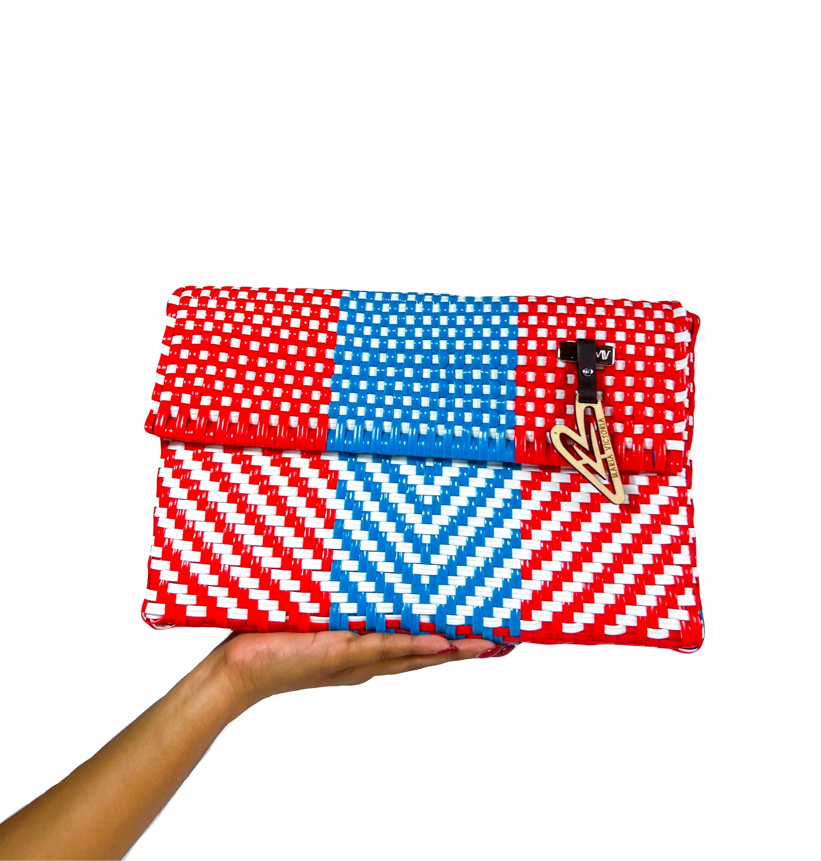 Maria Victoria | Dream Clutch DI | Upcycled, Handwoven, Multicolor Clutch Wallet Party Glam