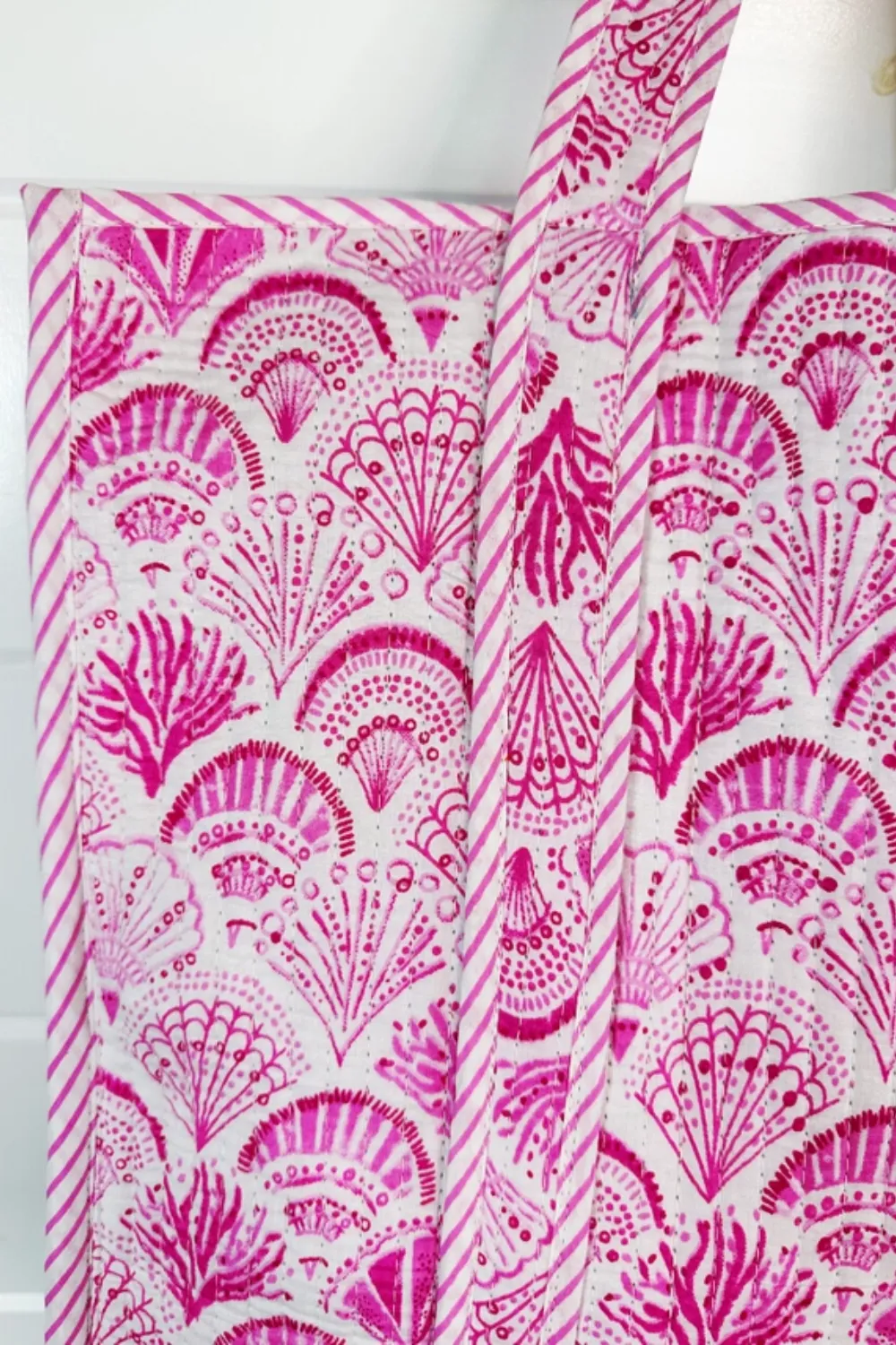 Office Worker Gym Session The Audrey | Pink Seashells Tote Bag