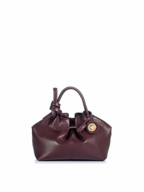 The Swan 2.0 Midi Sleek style that complements a wide variety of outfits