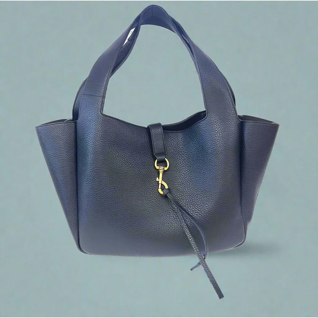 Collen Black BC Bag Tote Fashion Icon