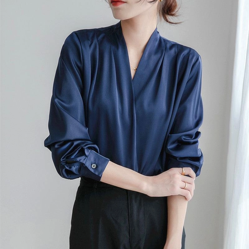 V-neck Satin Woven Blouse in French-Inspired Loose-Fit Design Daily Functionality Lightweight Carry
