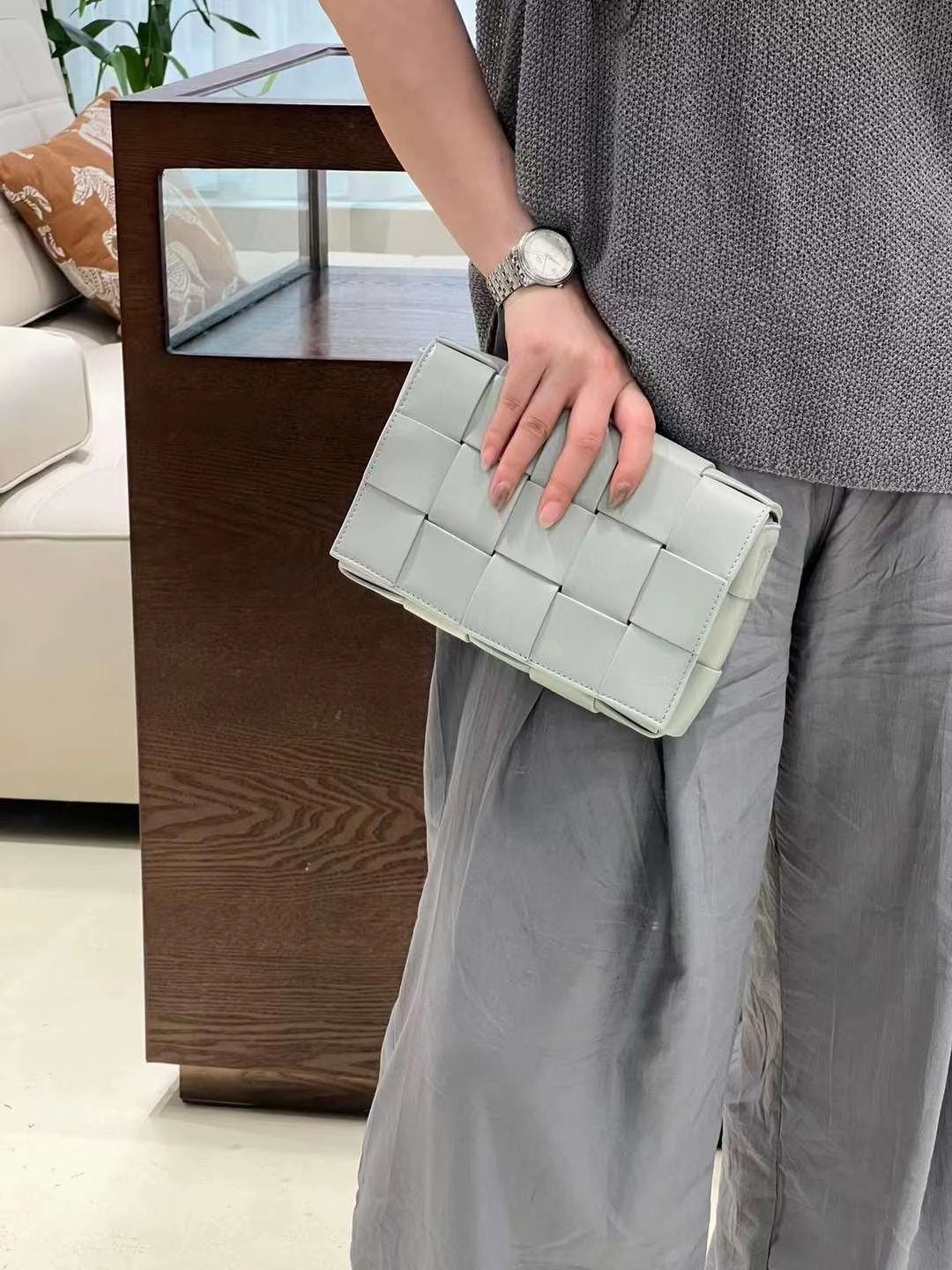 Elegant Touch Elegant Lambskin Woven Crossbody Bag | Handcrafted Versatile Party Bag Wedding Clutch Bag