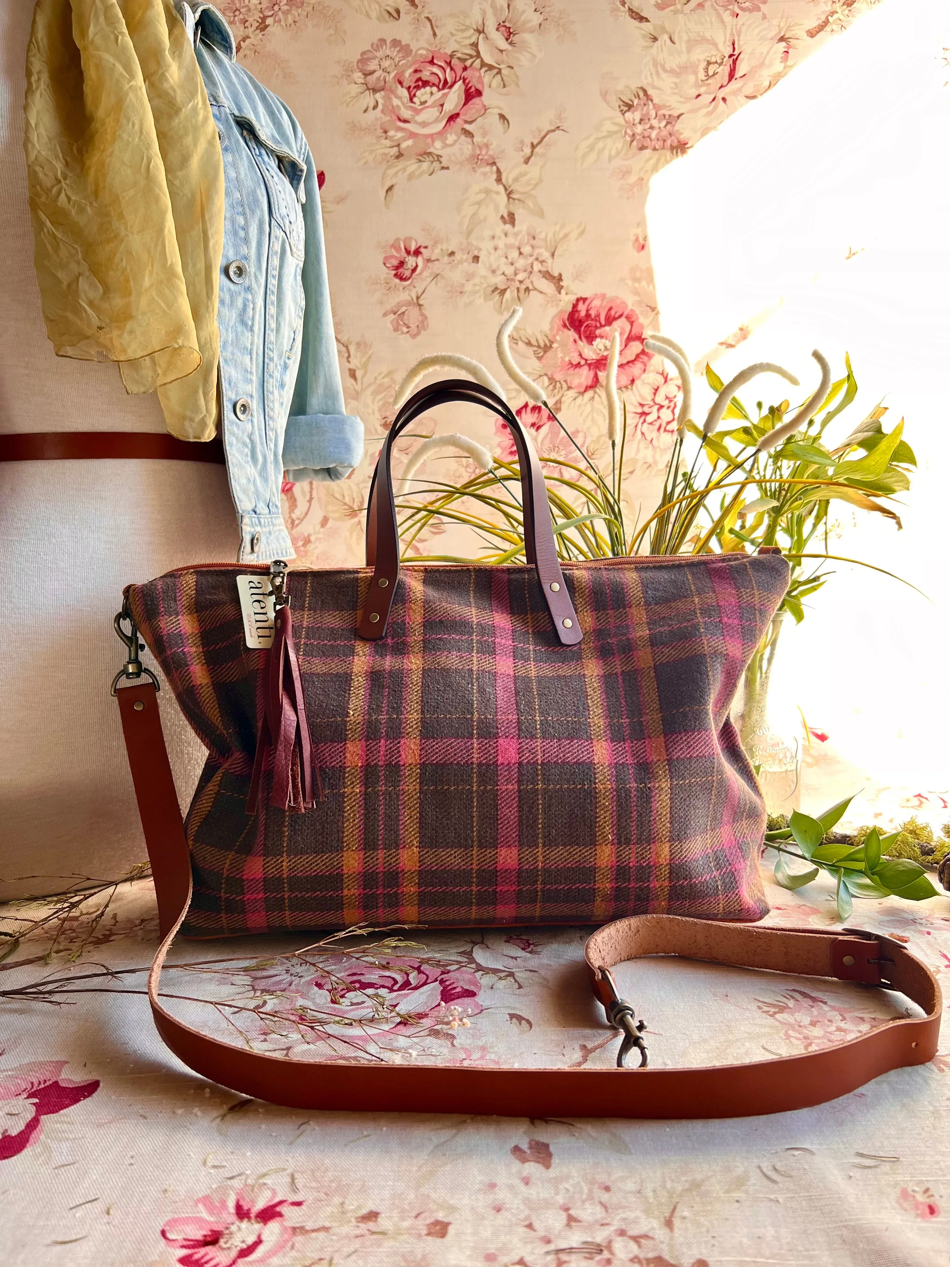 Strap Handle Scottie Buddy Bag