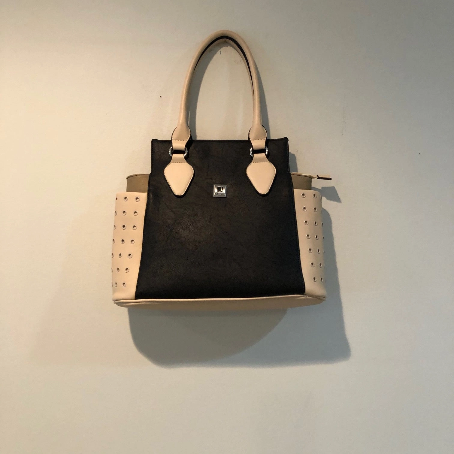 Joanel Hand bag black combo (60%) Fine Craftsmanship Light Structure