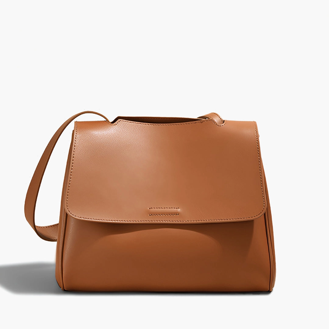 Roomy enough to carry the essentials without being bulky Handsfree Carry Aurora Leather Crossbody Bag ?C Women's Minimalist Shoulder Bag in Brown