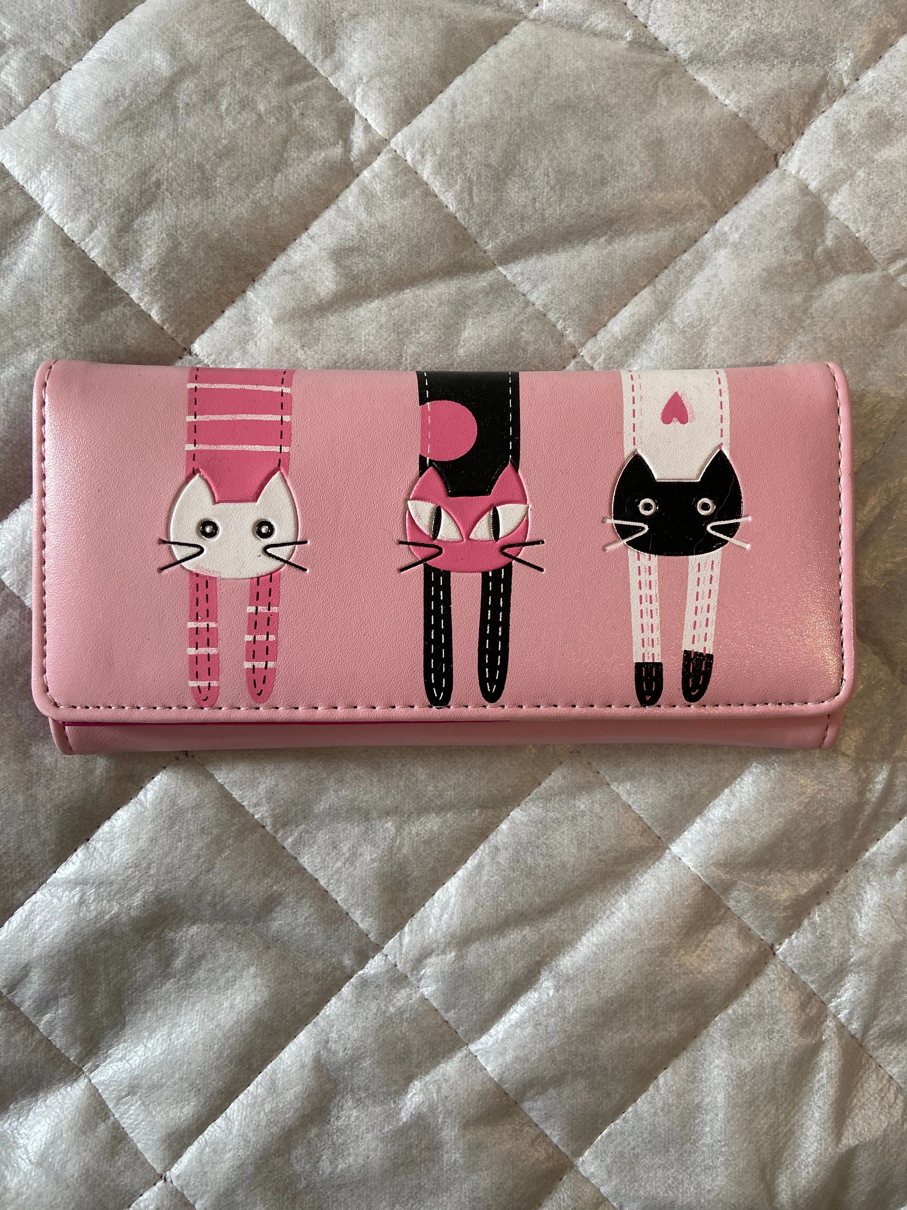 Daily Carry Comfort Function Wallet - Stretching Kitties - Large
